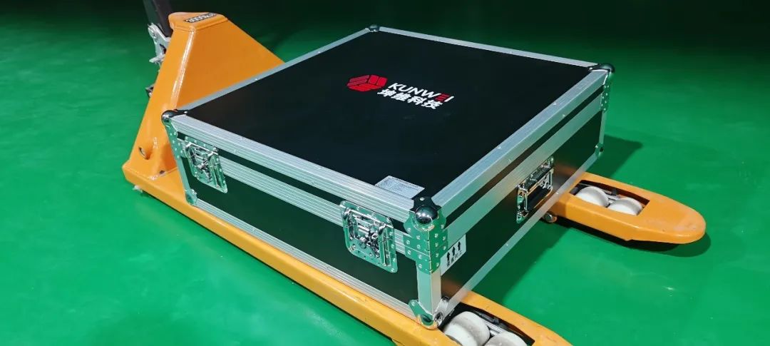 坤维高精度六分量天平发货图